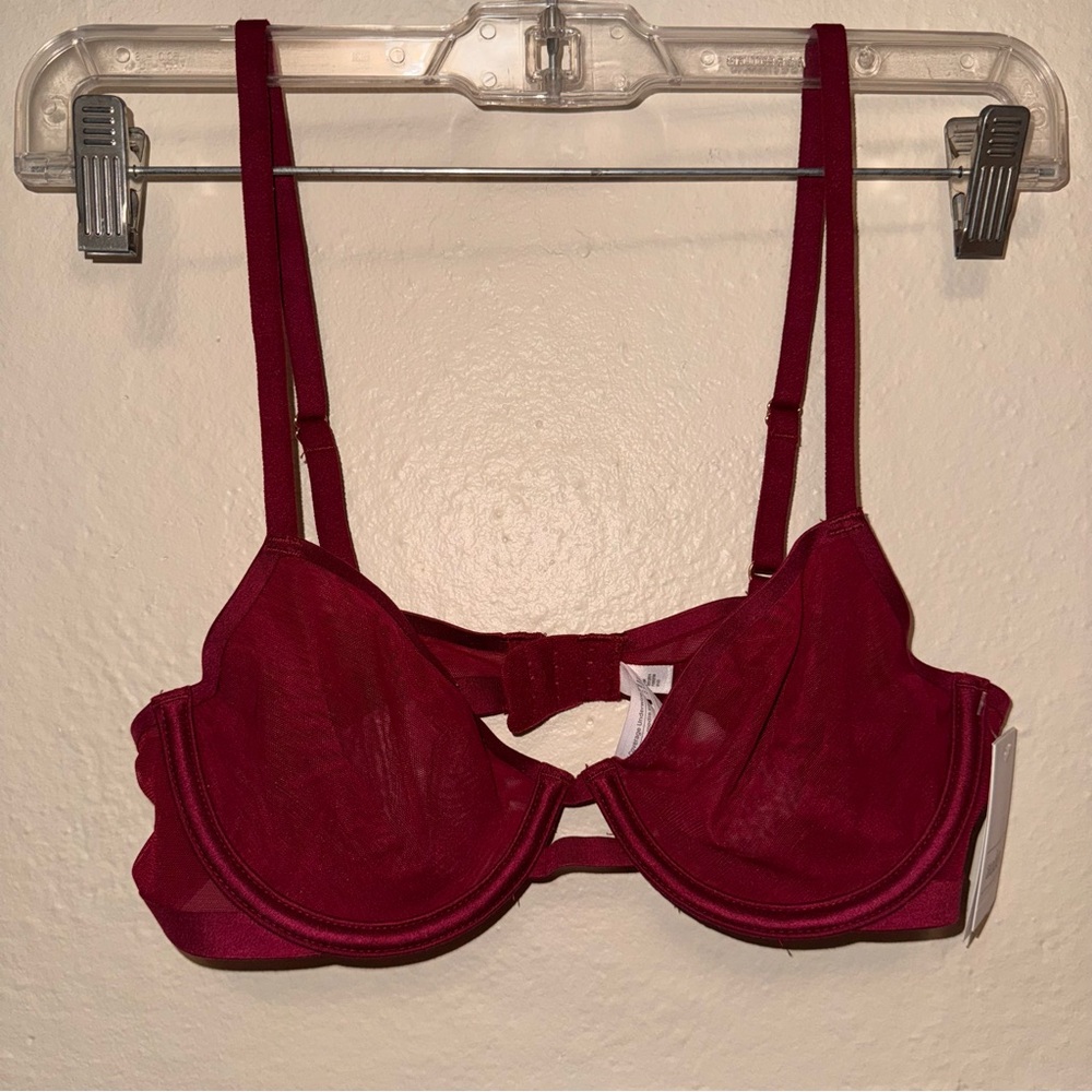 NWT Mesh/Sheer Lightweight Auden Bra